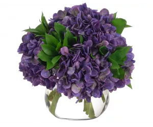 Цветы Гортензия (Hydrangea), в стеклянной вазе